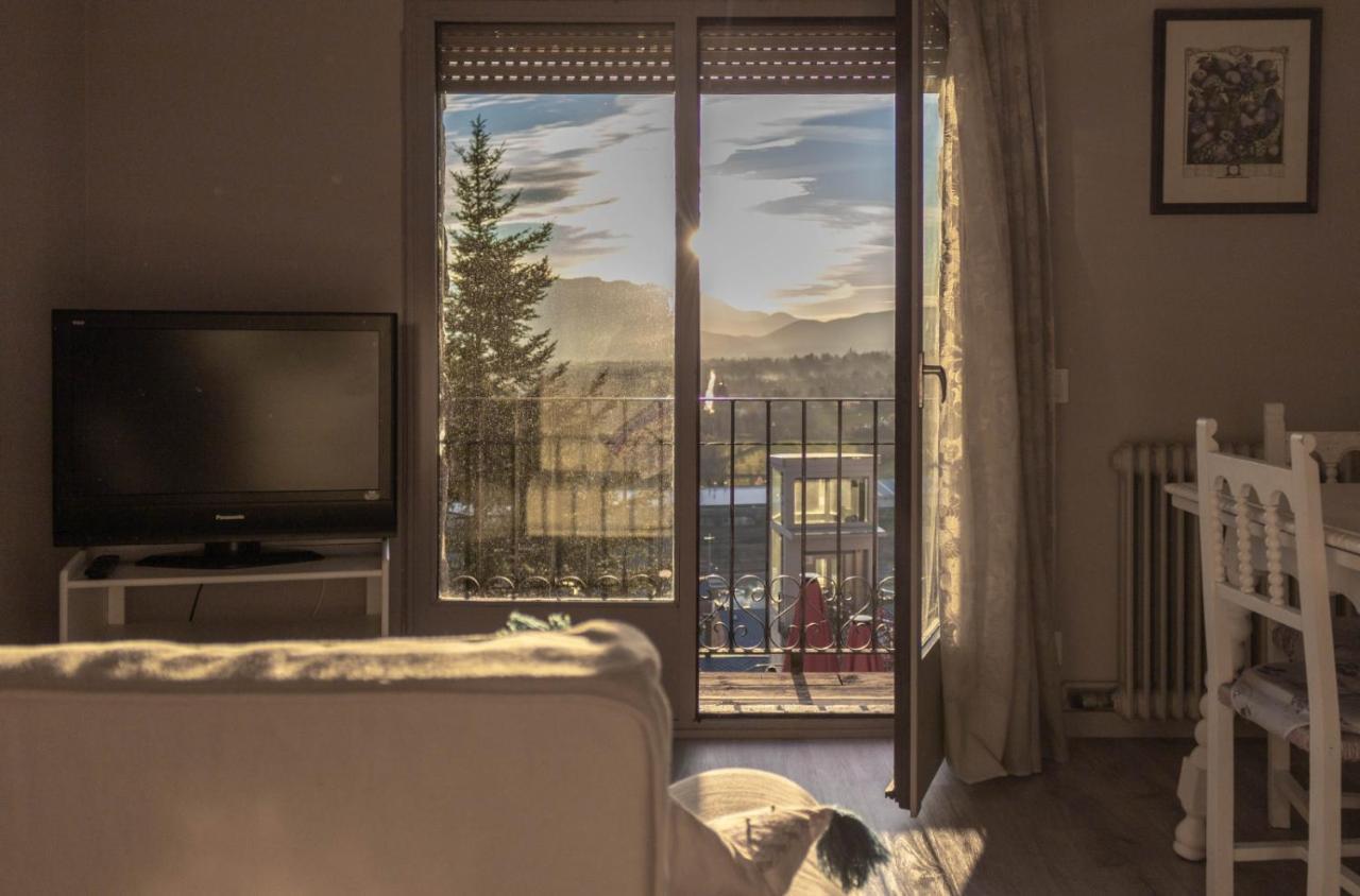 Vistas Espectaculares En El Centro De Puigcerda Daire Dış mekan fotoğraf
